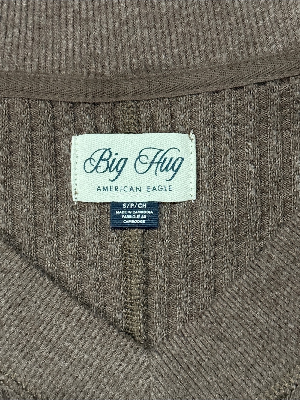 Cozy V-Neck Waffle Knit Sweater in chocolate brown big hug - Picture 2 of 7